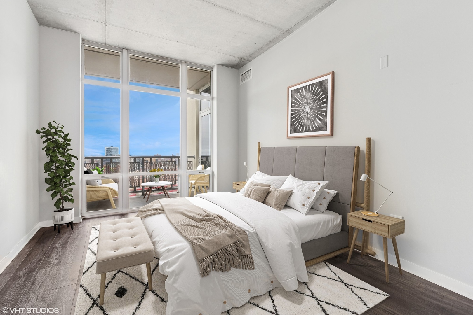 720 N Larrabee Street Unit: 1609
