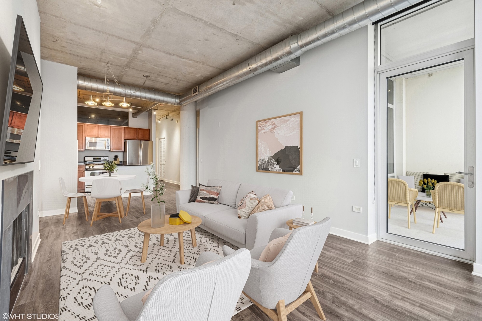 720 N Larrabee Street Unit: 1609