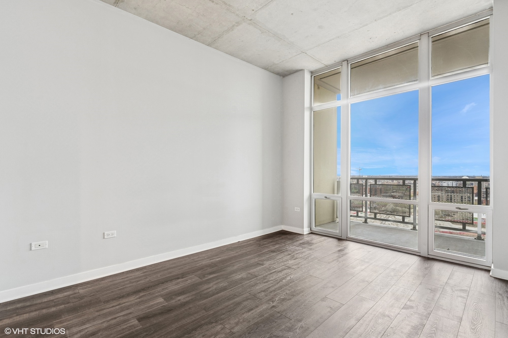 720 N Larrabee Street Unit: 1609