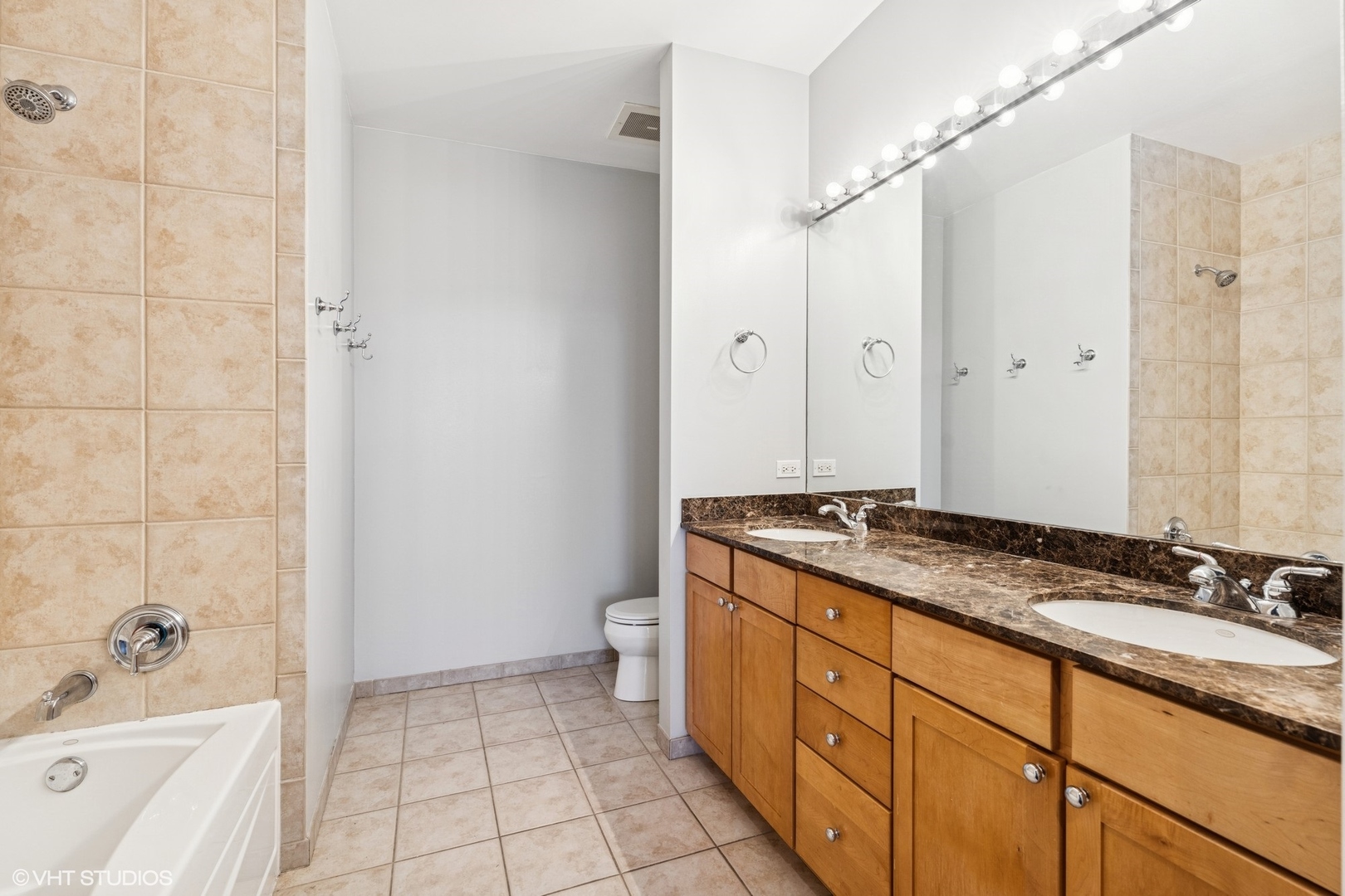 720 N Larrabee Street Unit: 1609