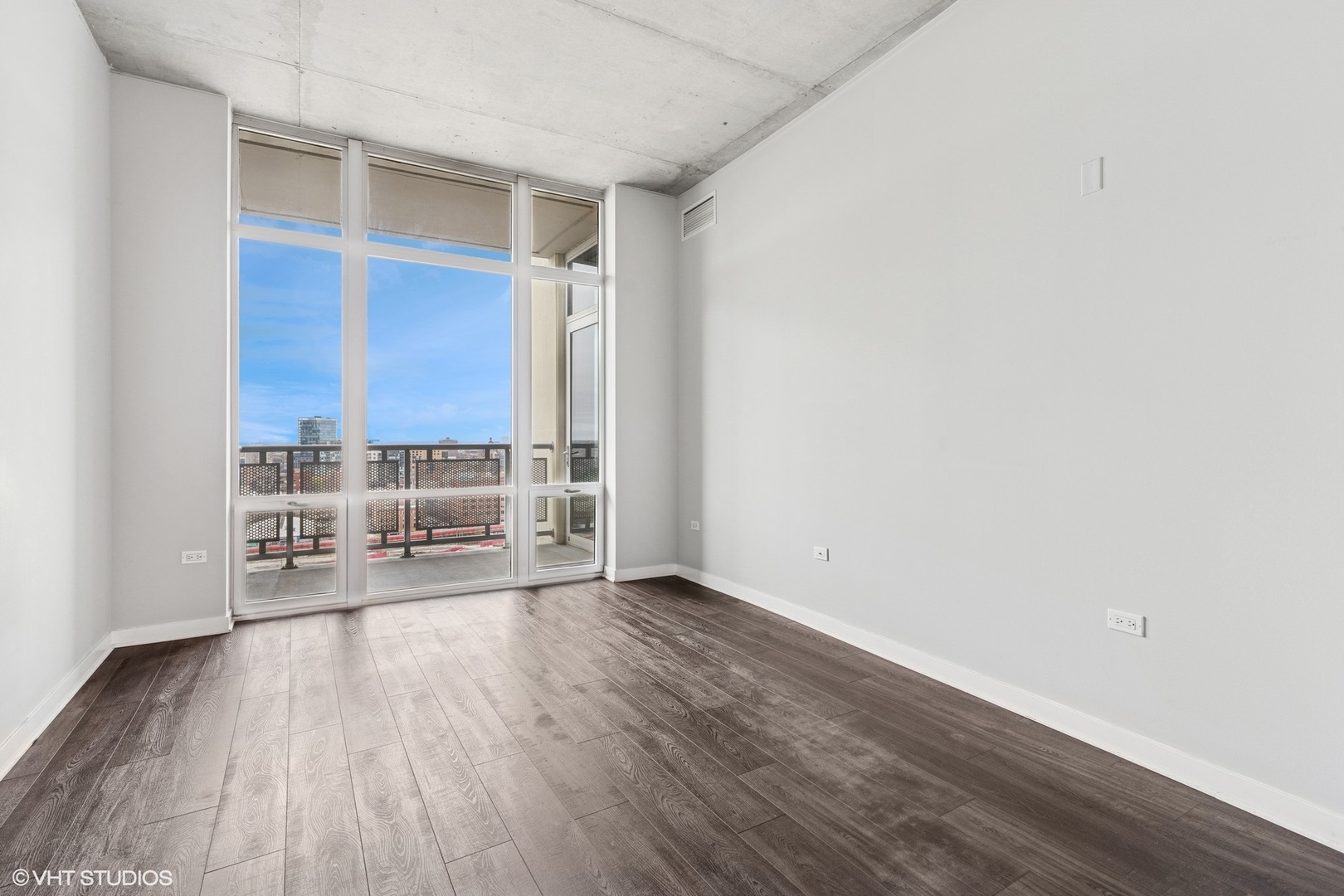 720 N Larrabee Street Unit: 1609