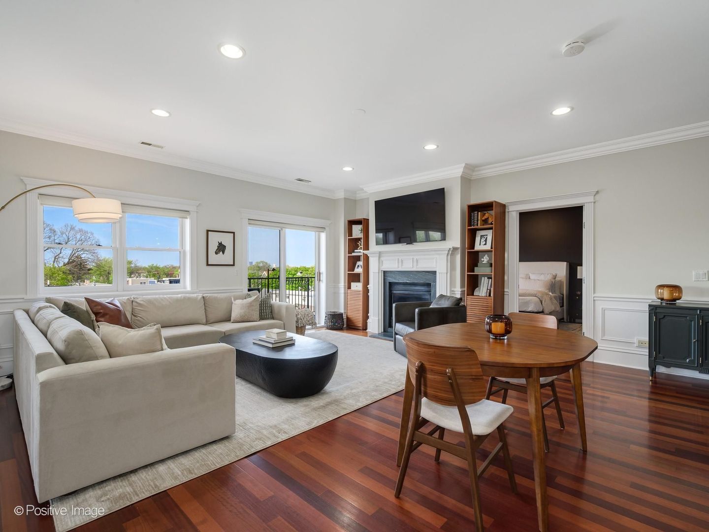 2222 W Belmont Avenue Unit: 404