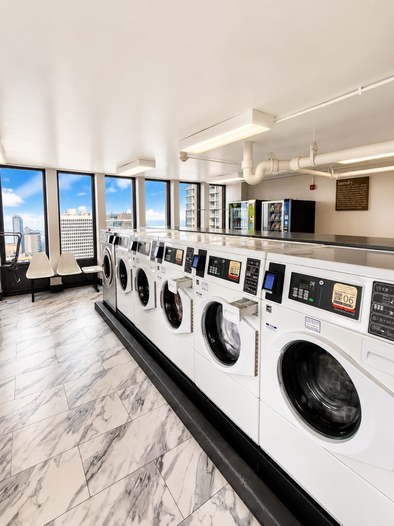 100 E Walton Street Unit: 27C