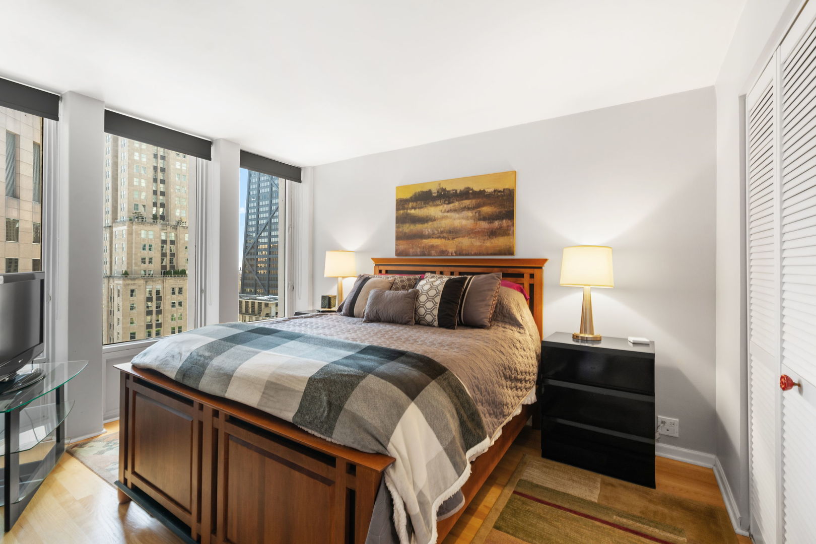100 E Walton Street Unit: 27C