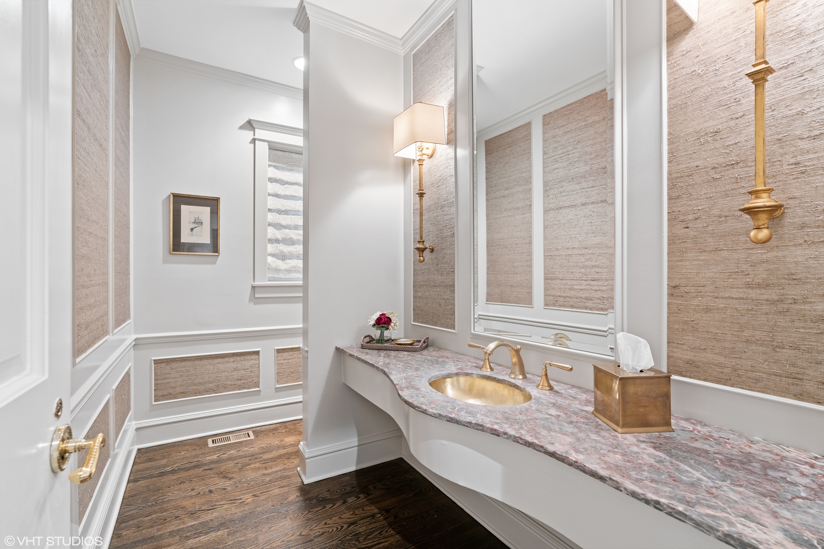 38 E Elm Street