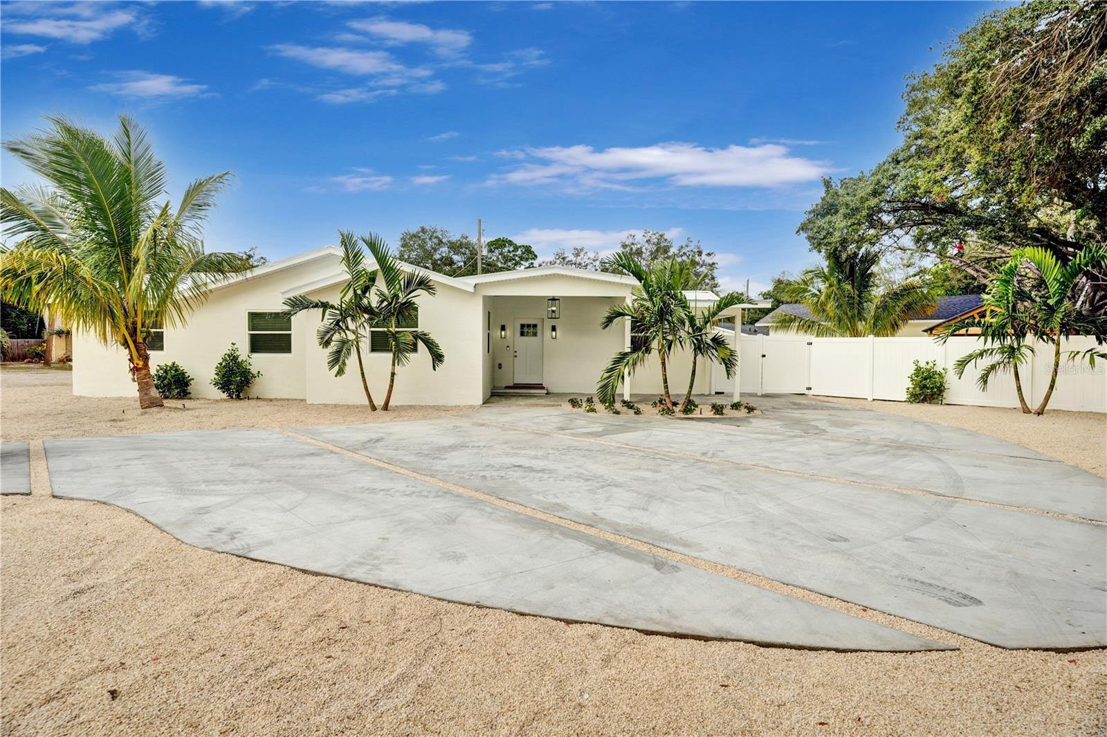 3724 9TH AVE W