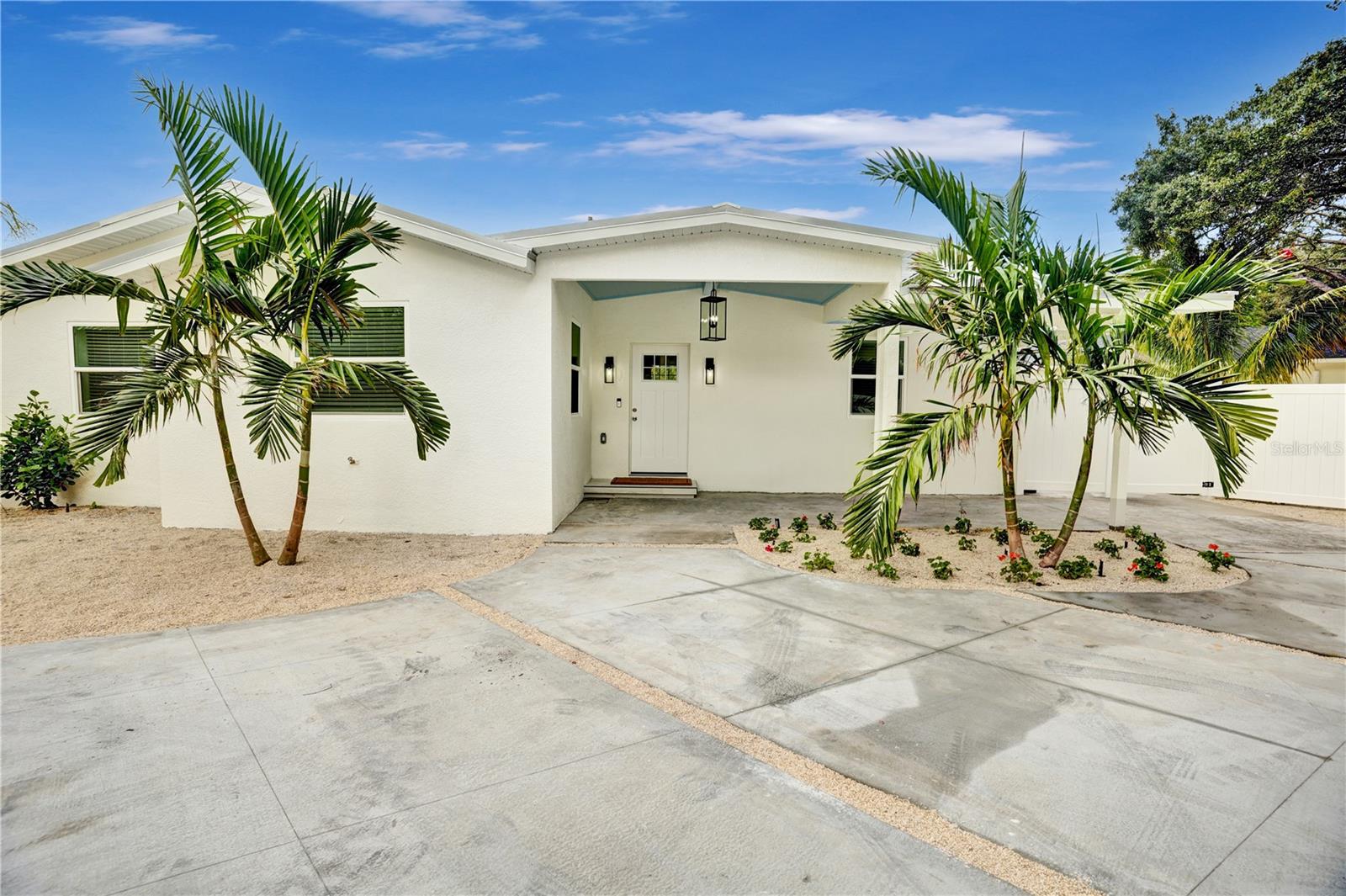 3724 9TH AVE W