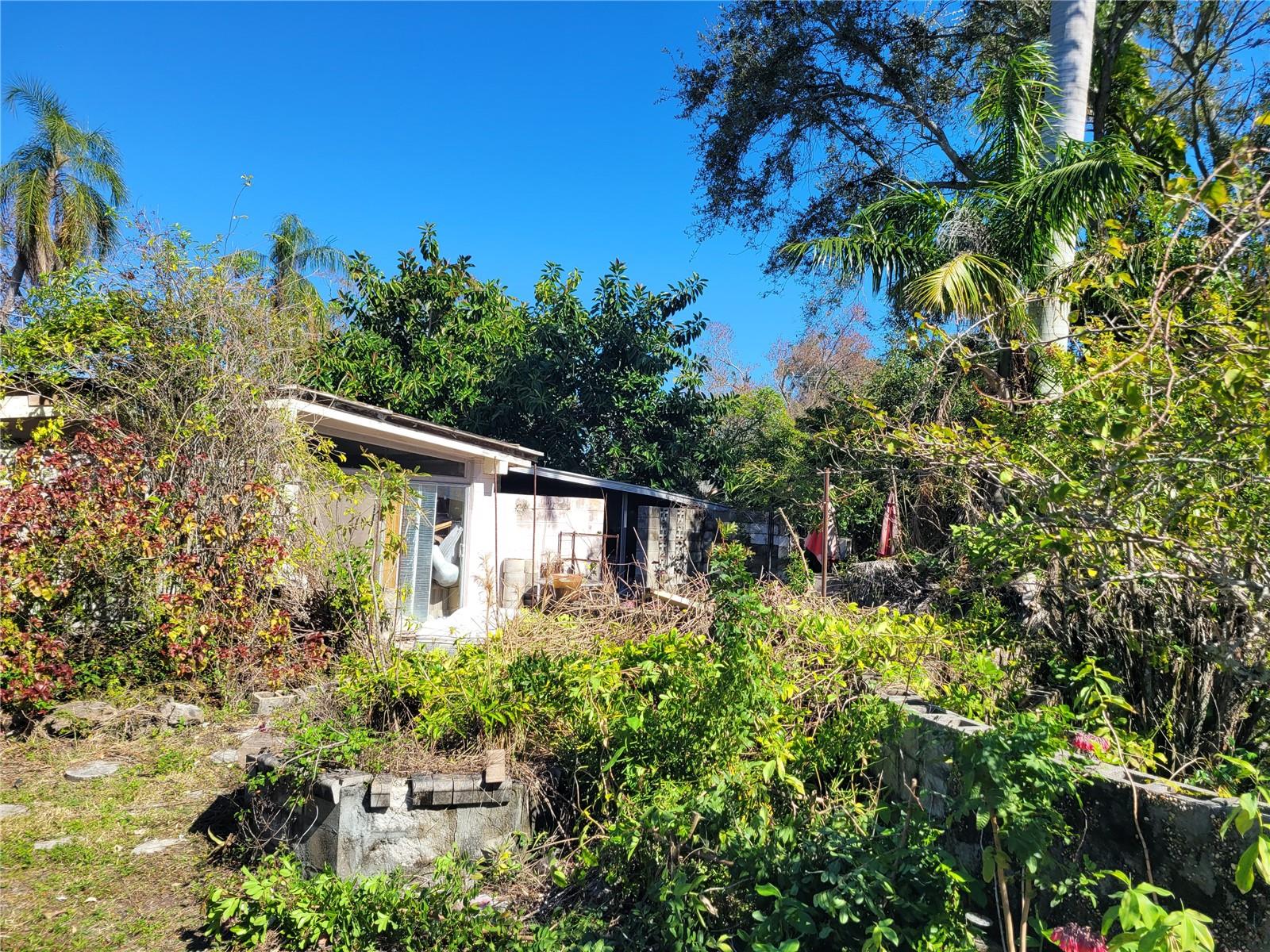1100 28TH AVE W