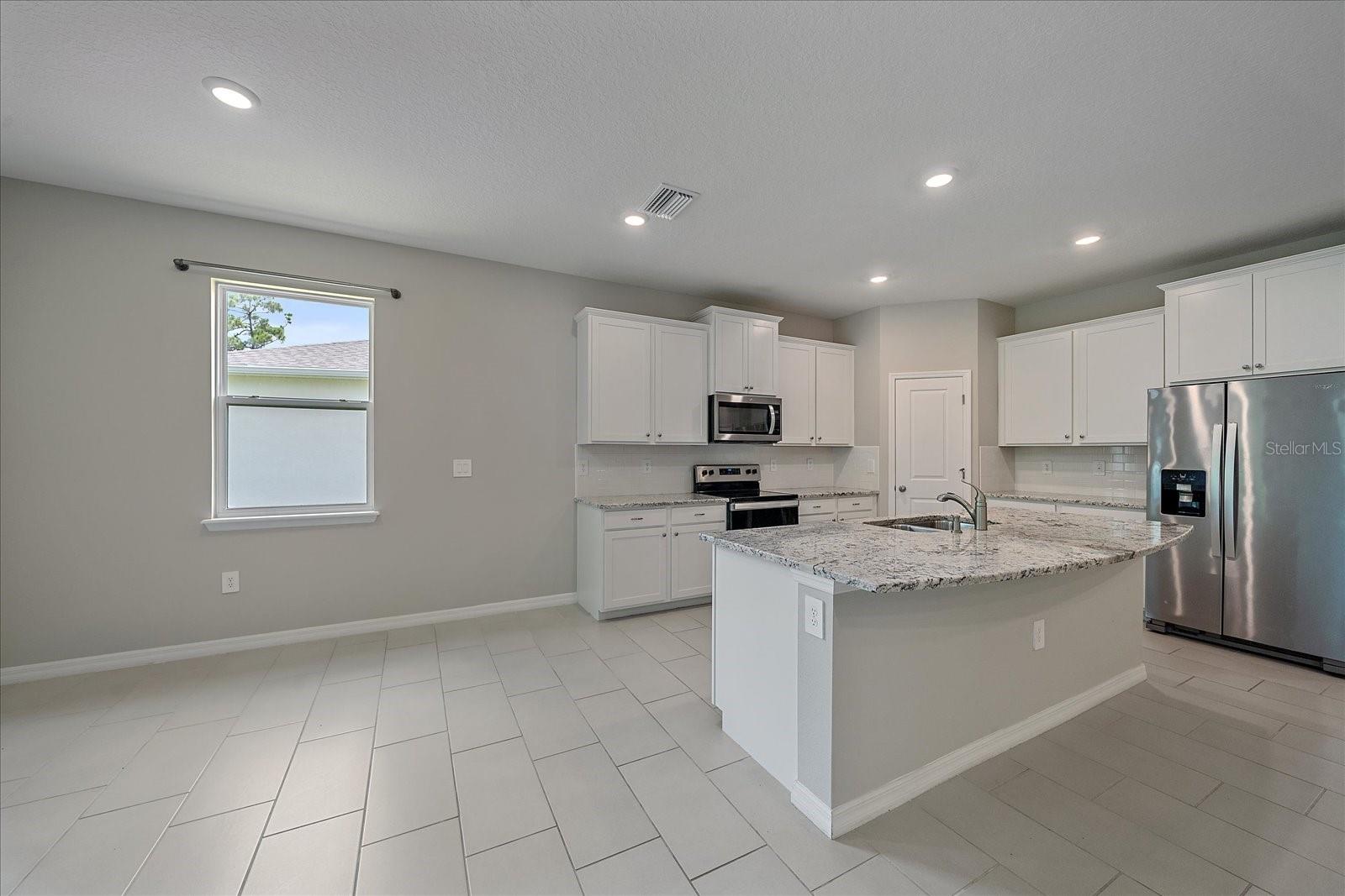 2168 MIDNIGHT PEARL DR