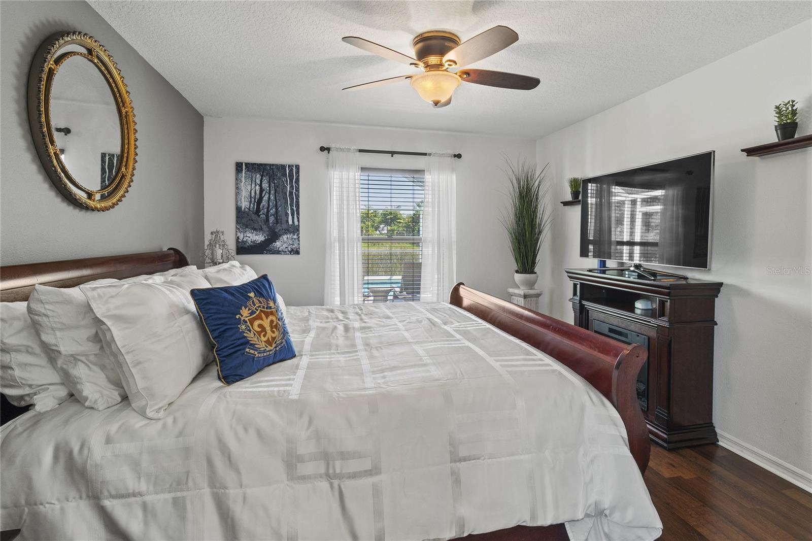 4758 BREEZY PINES BLVD
