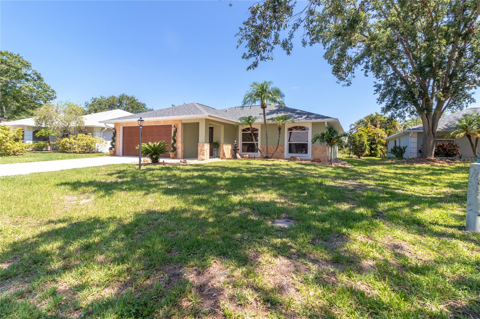 4758 BREEZY PINES BLVD