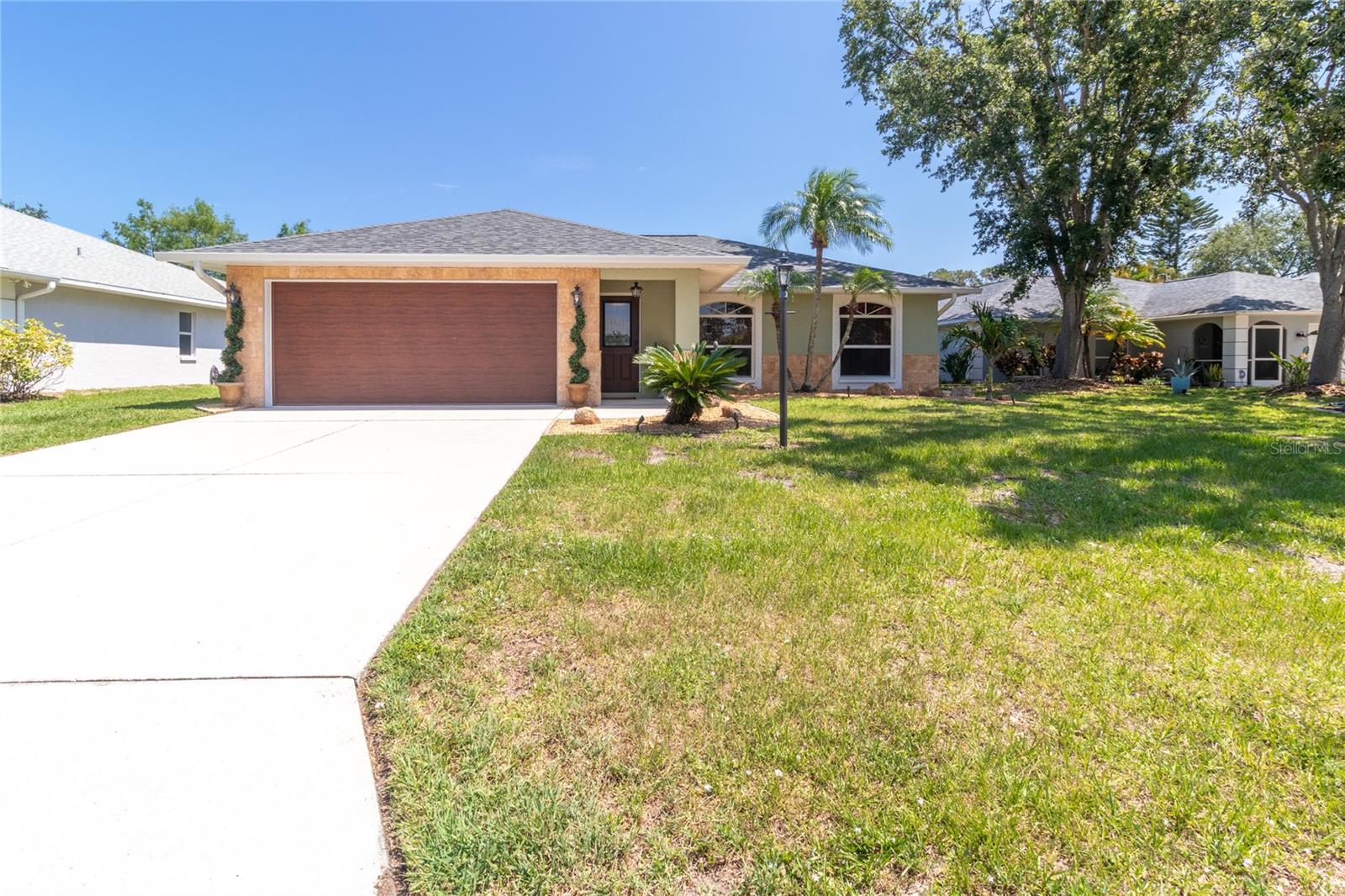 4758 BREEZY PINES BLVD