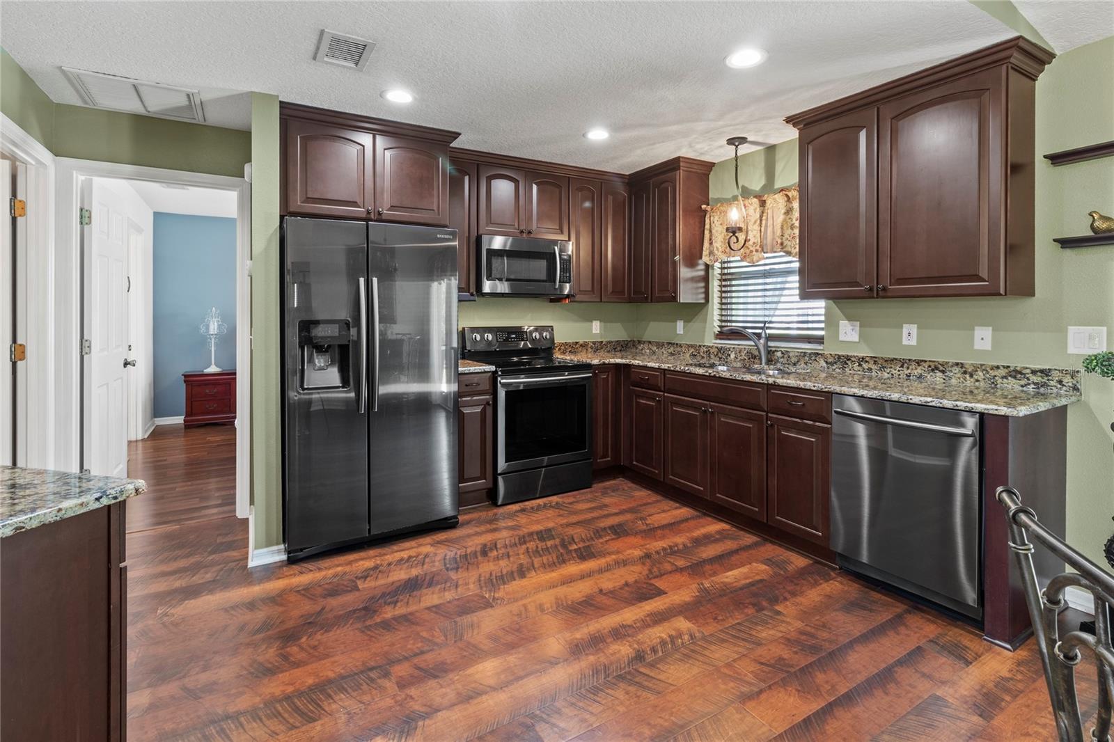 4758 BREEZY PINES BLVD