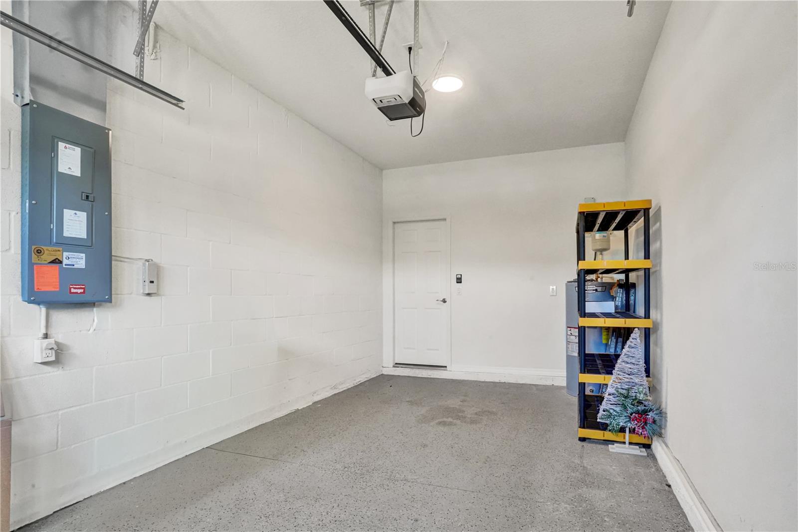 4020 VIA SIENNA CIR