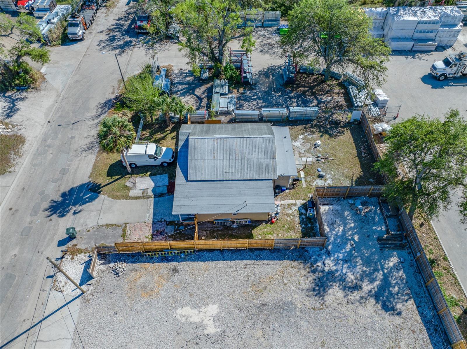 2520 MANATEE AVE E