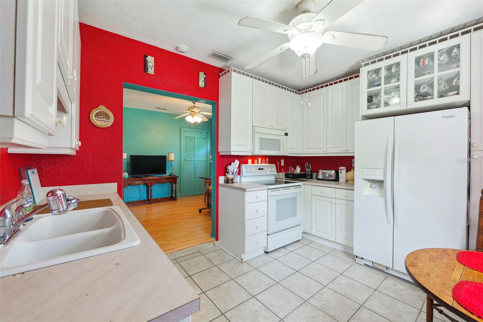 2506 15TH AVE W