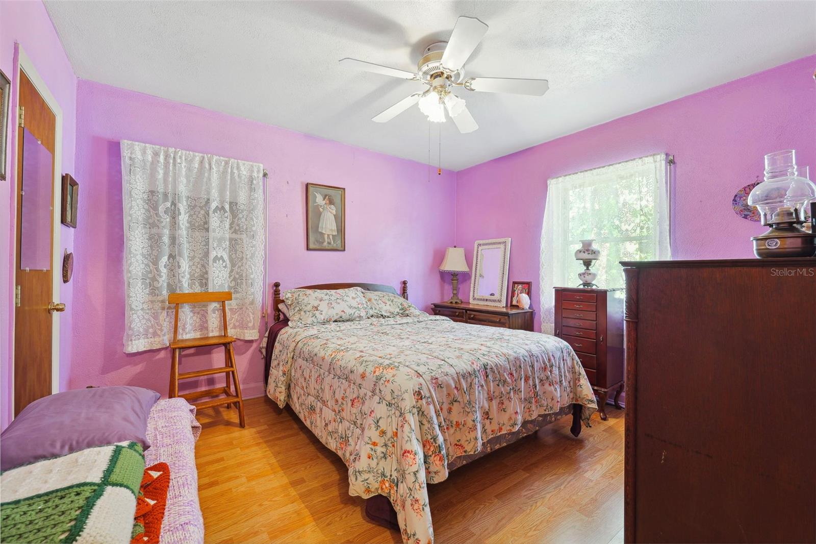 2506 15TH AVE W