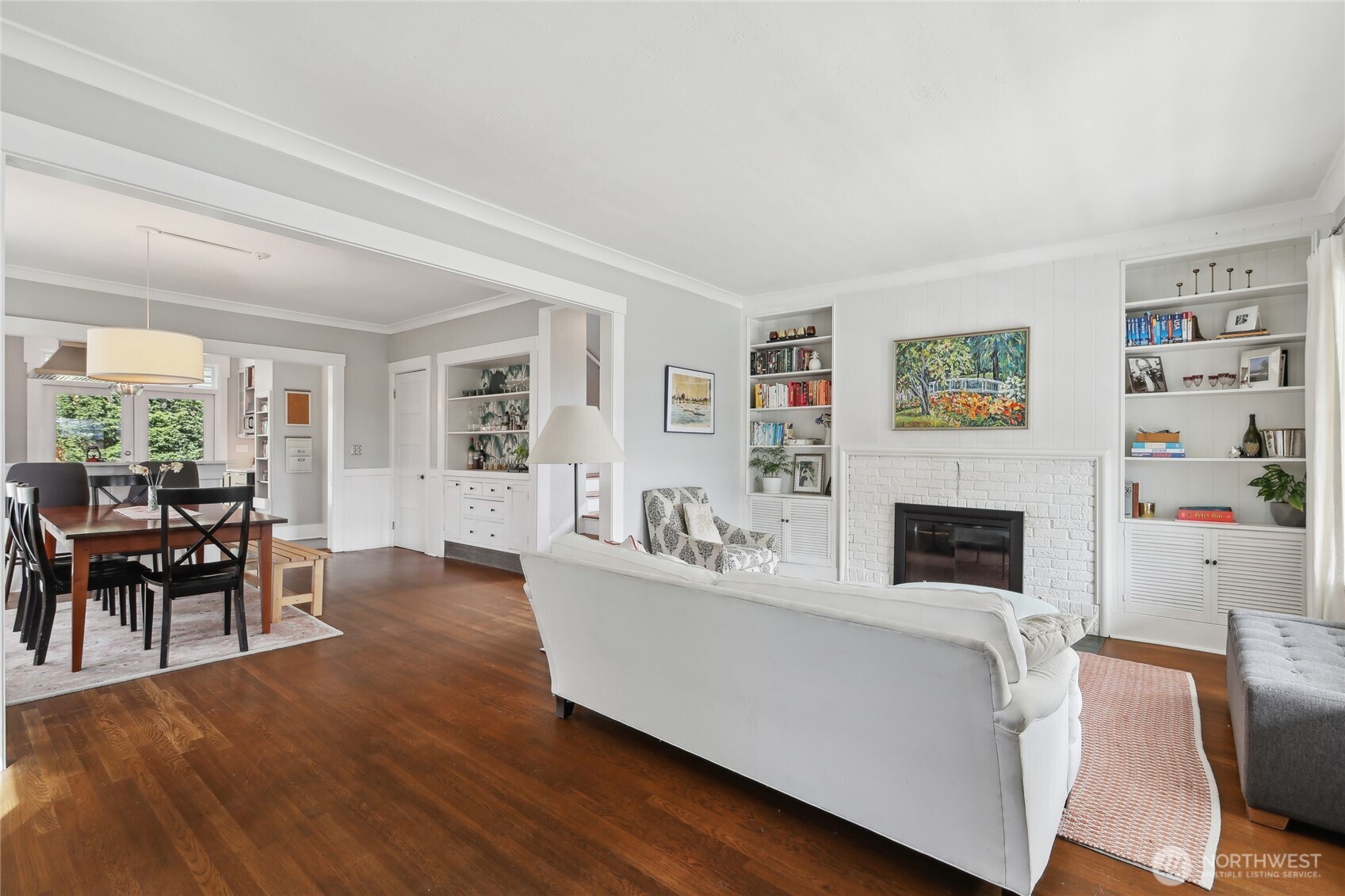 3141 Broadway E