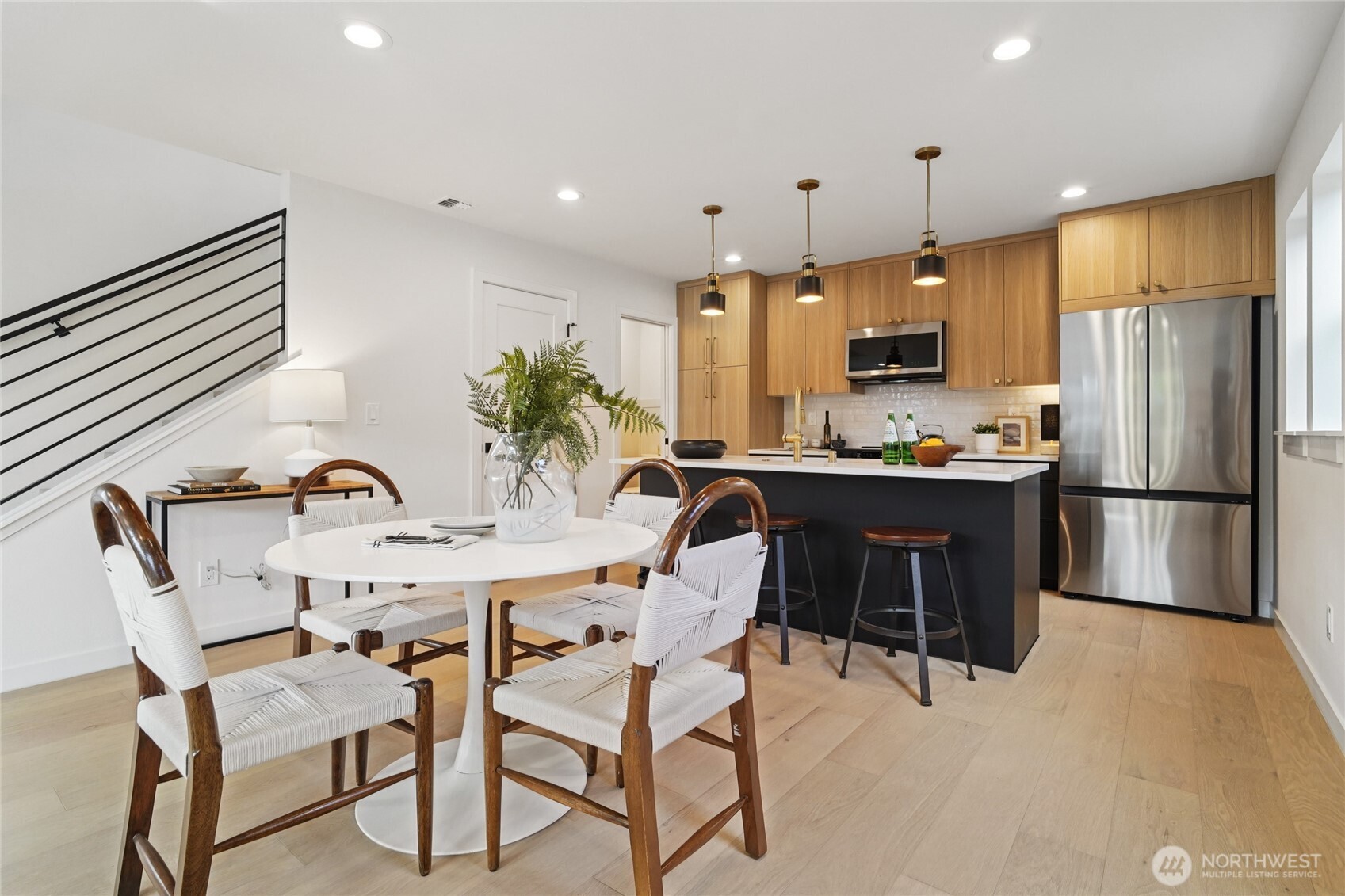 8227 Latona Avenue NE