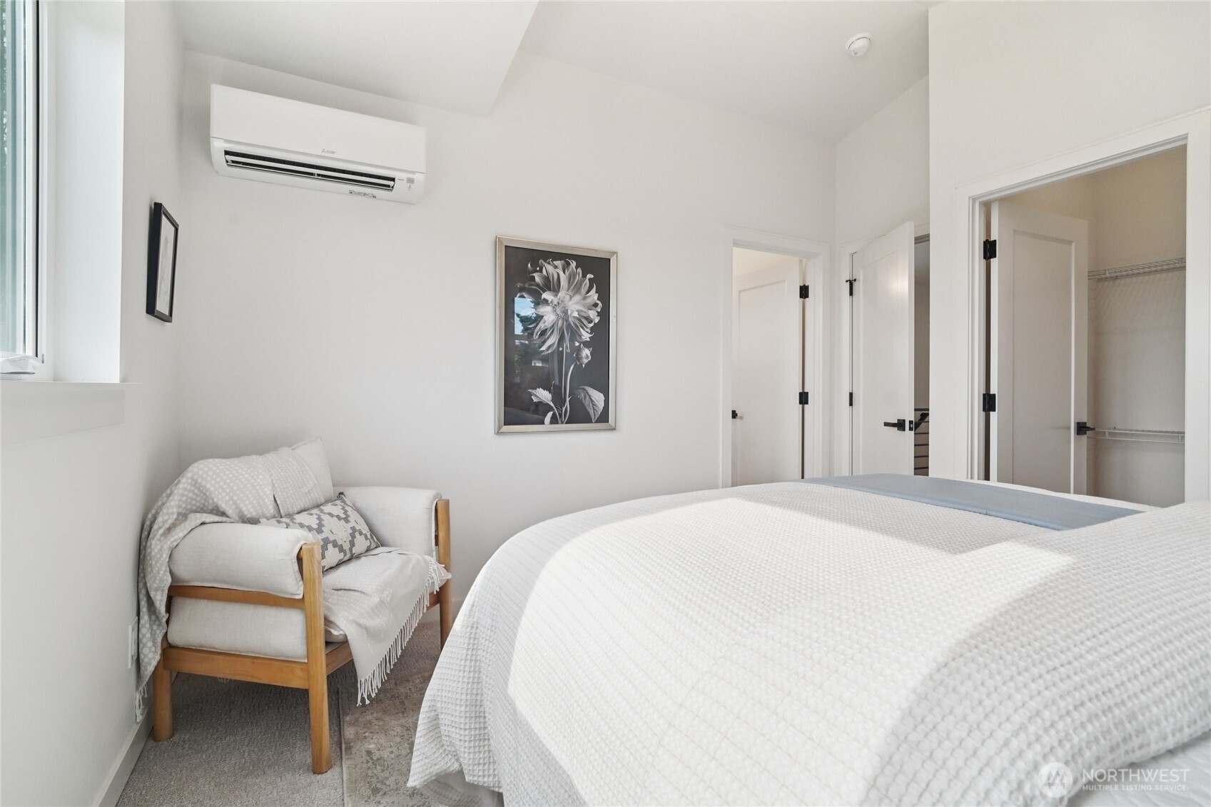 8227 Latona Avenue NE