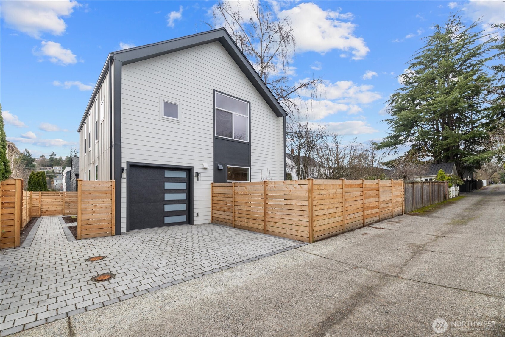 3436 33rd Avenue W Unit: 1