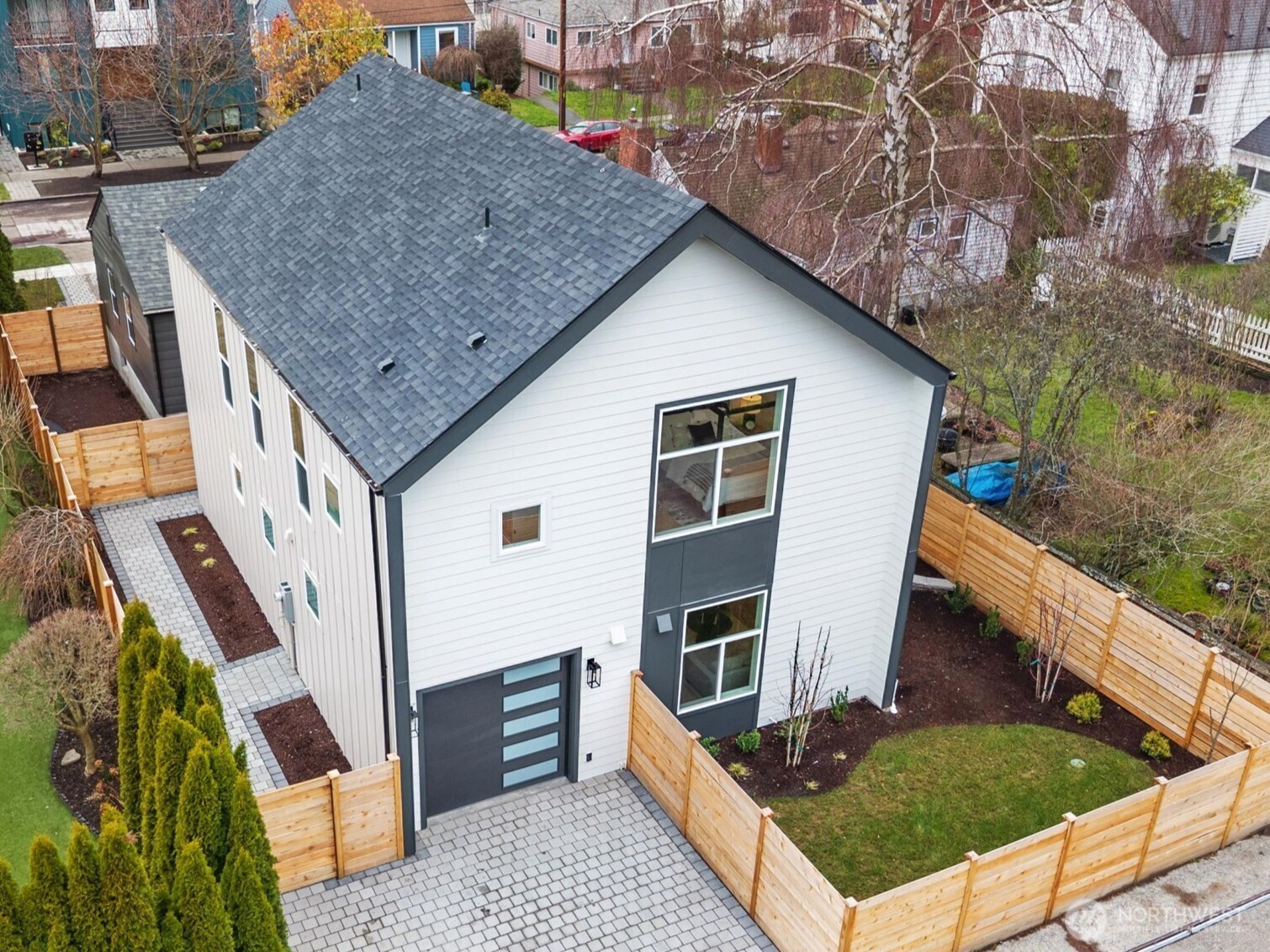 3436 33rd Avenue W Unit: 1