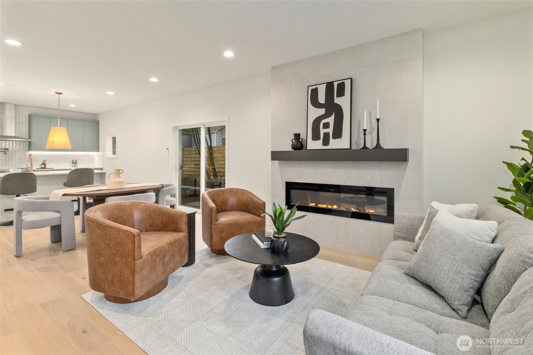 3436 33rd Avenue W Unit: 1