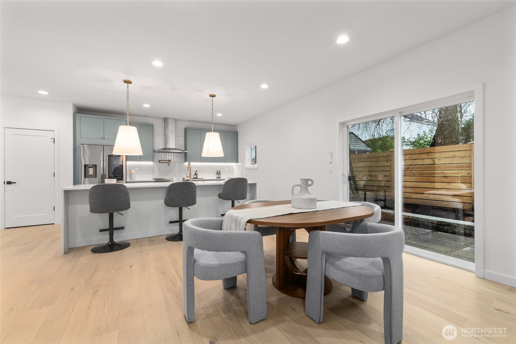 3436 33rd Avenue W Unit: 1