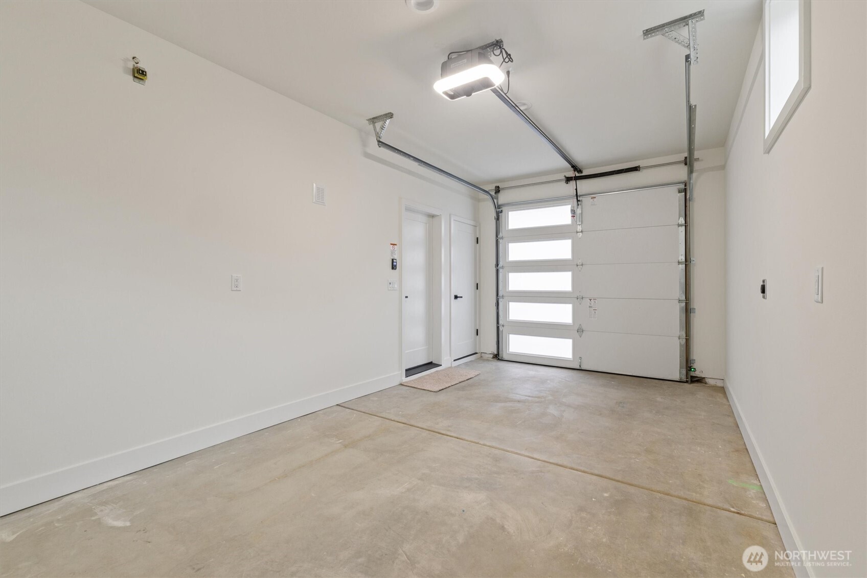3436 33rd Avenue W Unit: 1