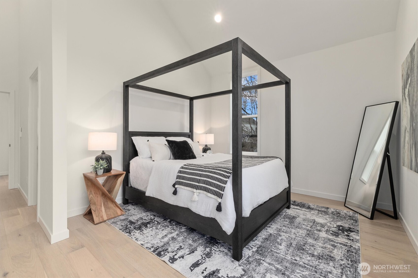 3436 33rd Avenue W Unit: 1