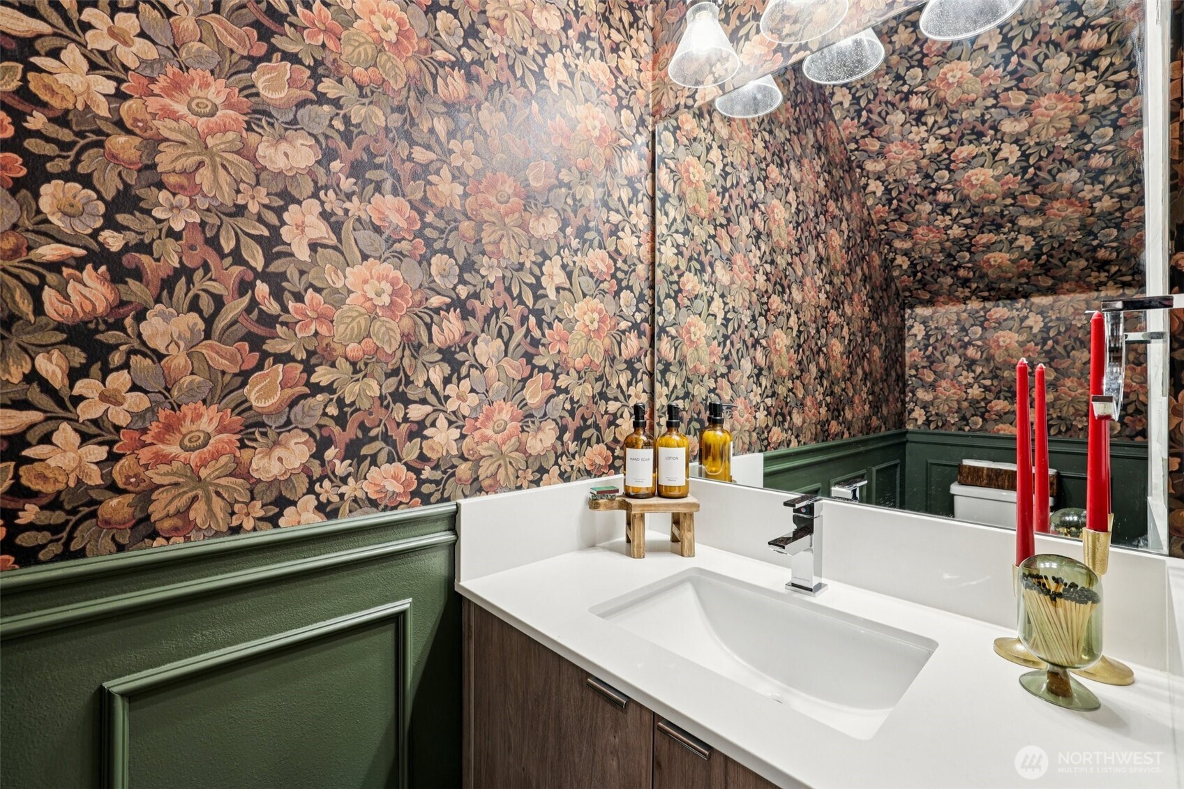 2403 SW Edmunds Street