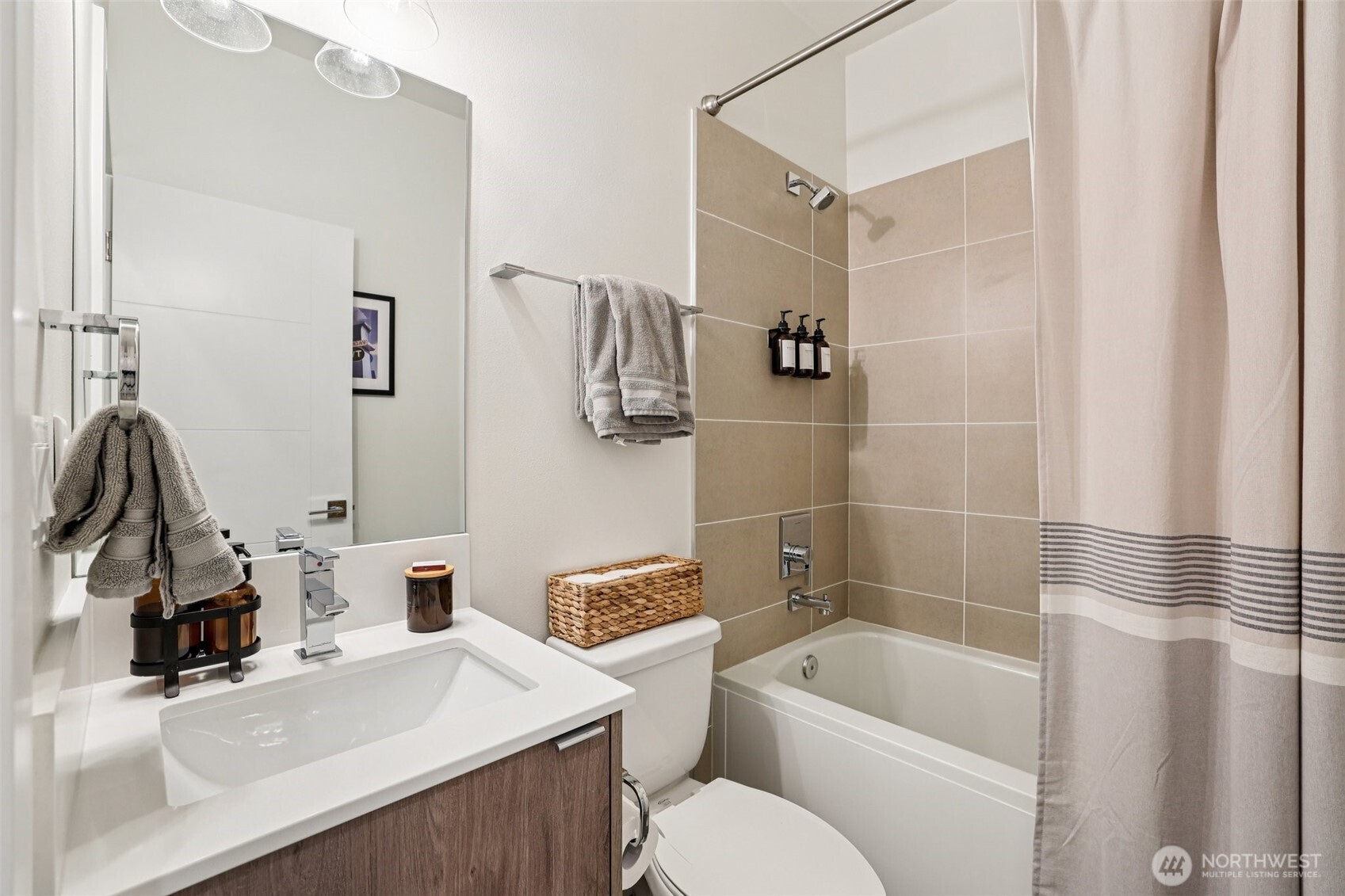 2403 SW Edmunds Street