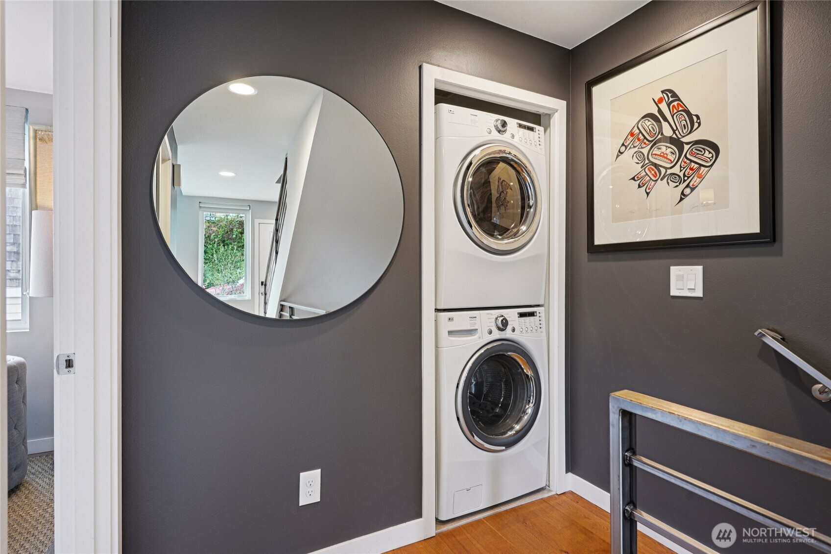 1230 W Emerson Street