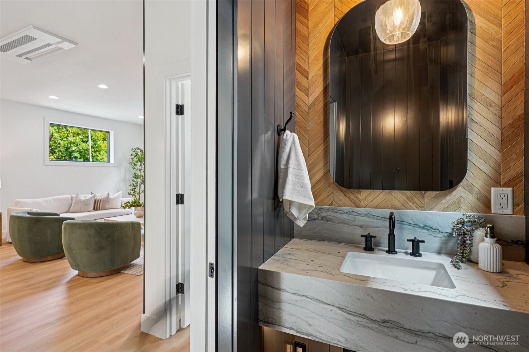 3714 Bagley Avenue N