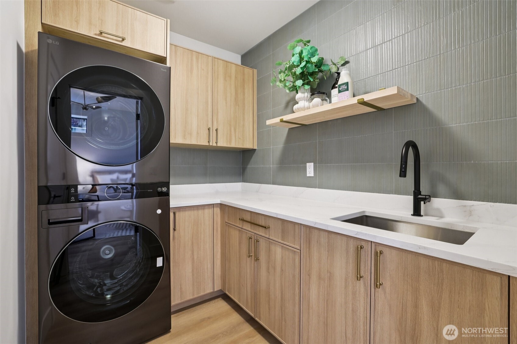 3714 Bagley Avenue N