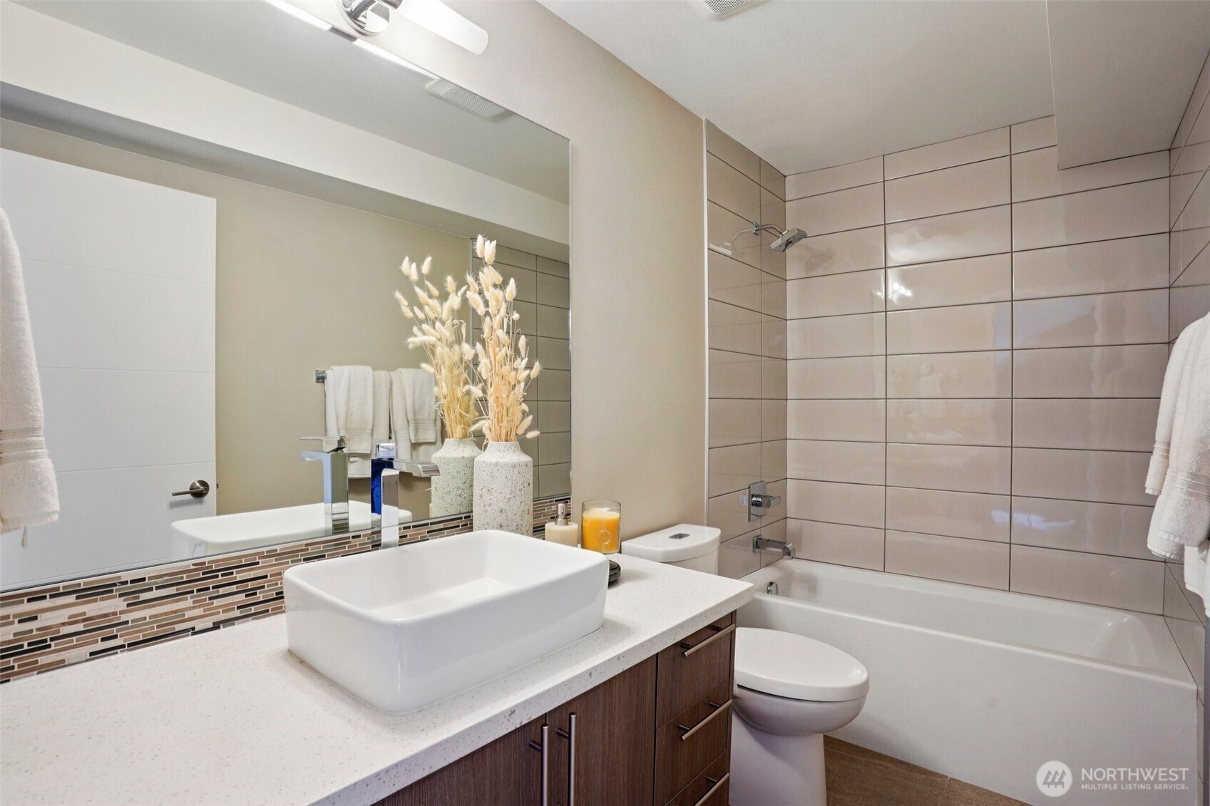 1230 W Emerson Street