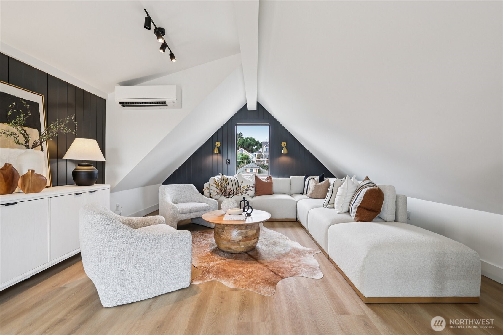 3714 Bagley Avenue N