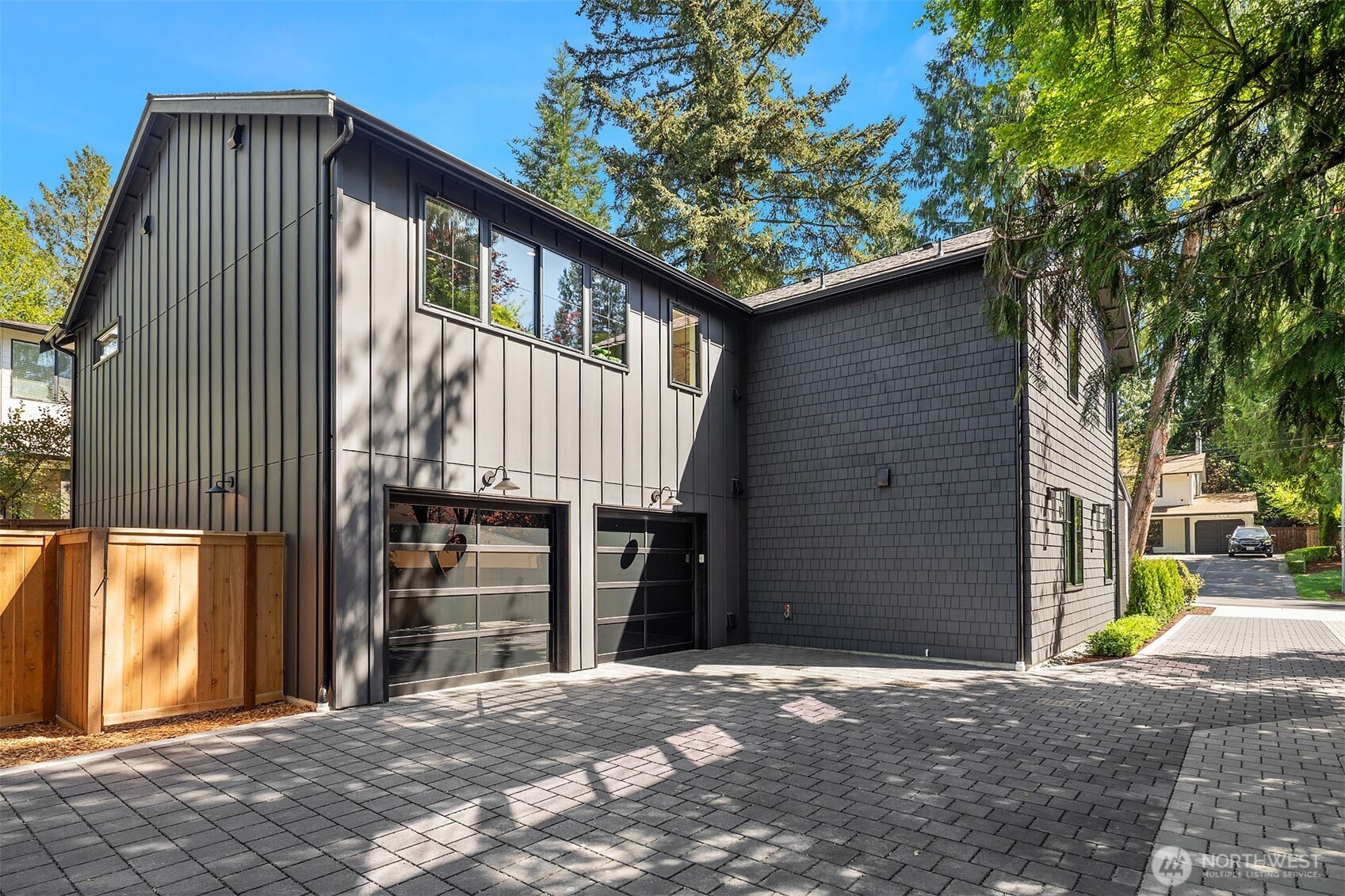 12416 NE 72nd Street