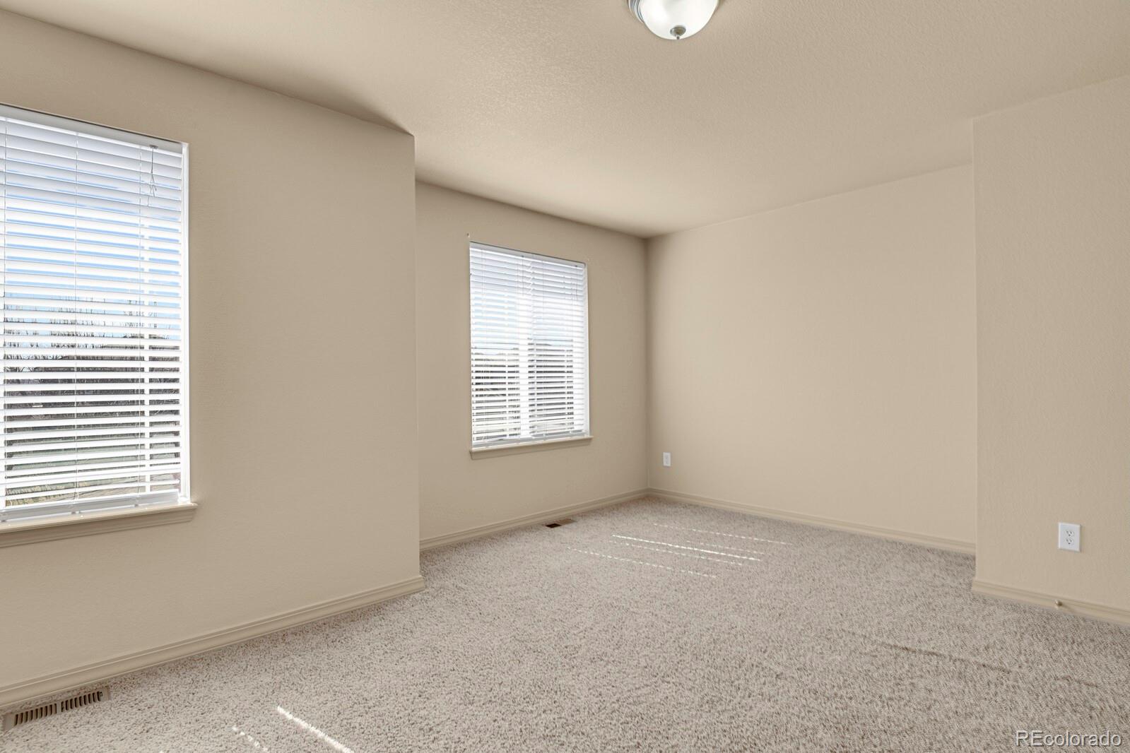 24269 E Arapahoe Place