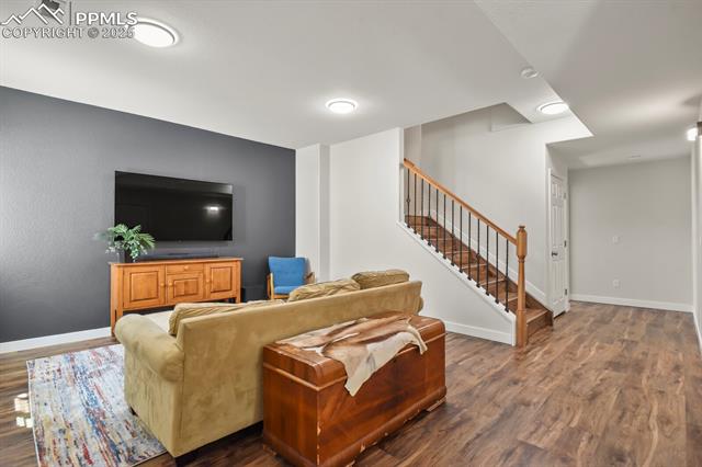 7927 Silver Birch Drive