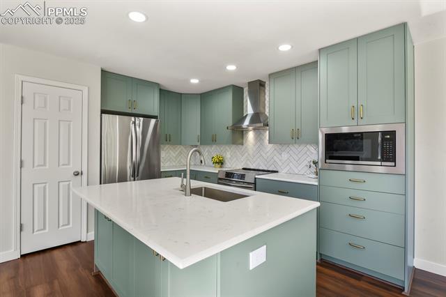 7927 Silver Birch Drive