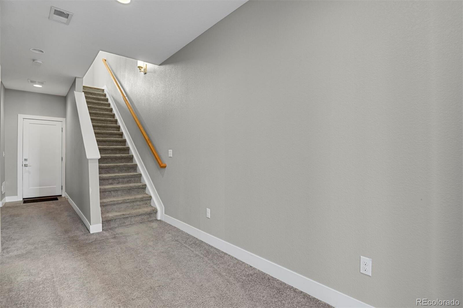 3520 W 17th Avenue