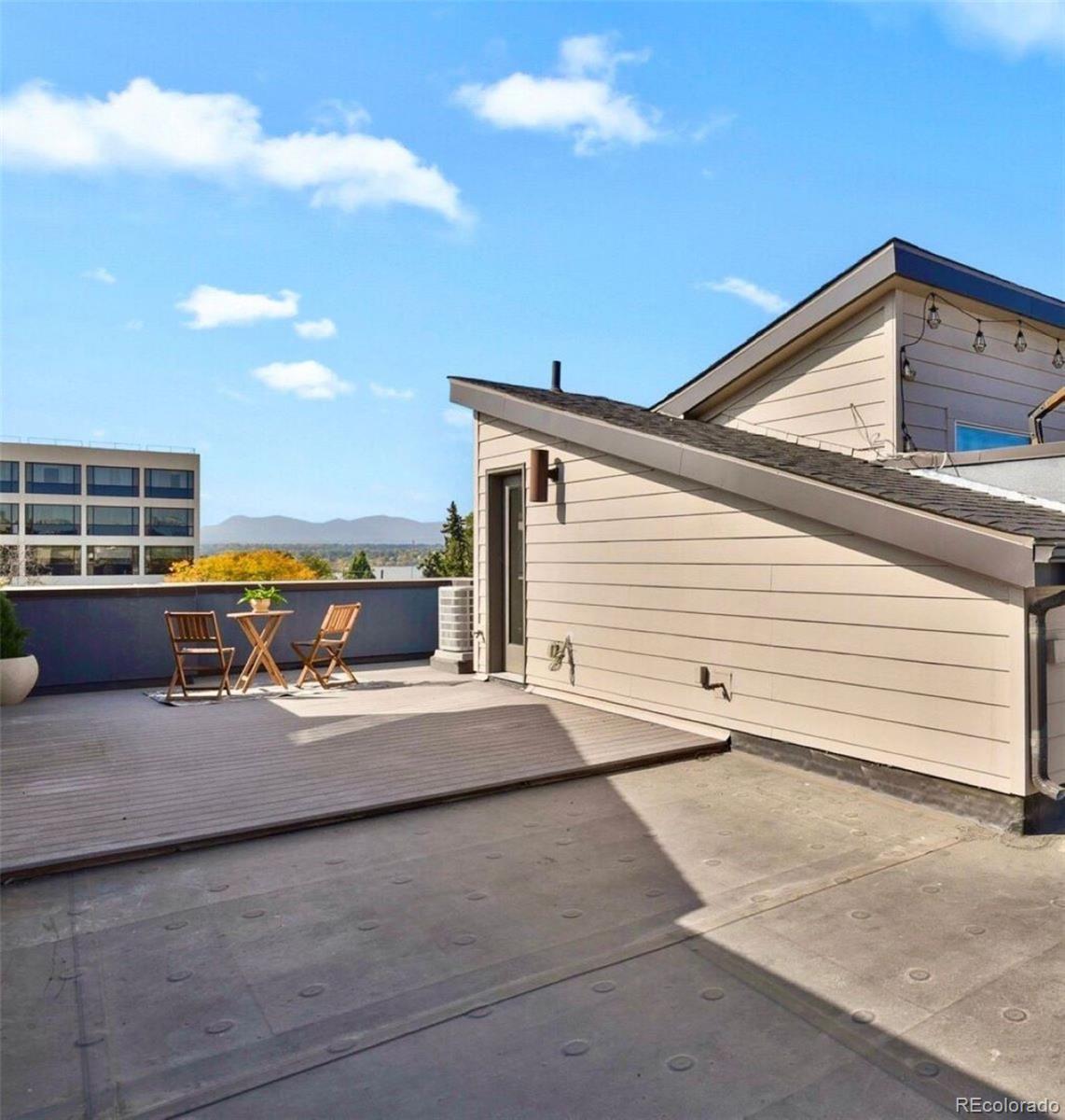 3520 W 17th Avenue