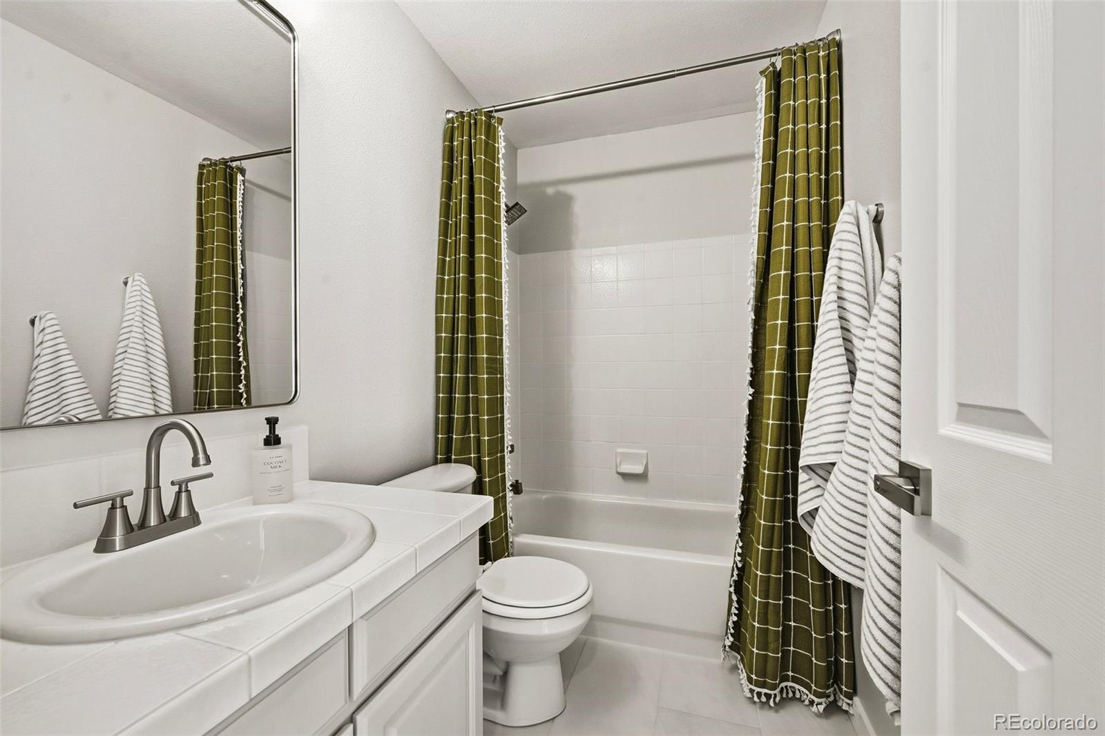 5968 E Monument Drive