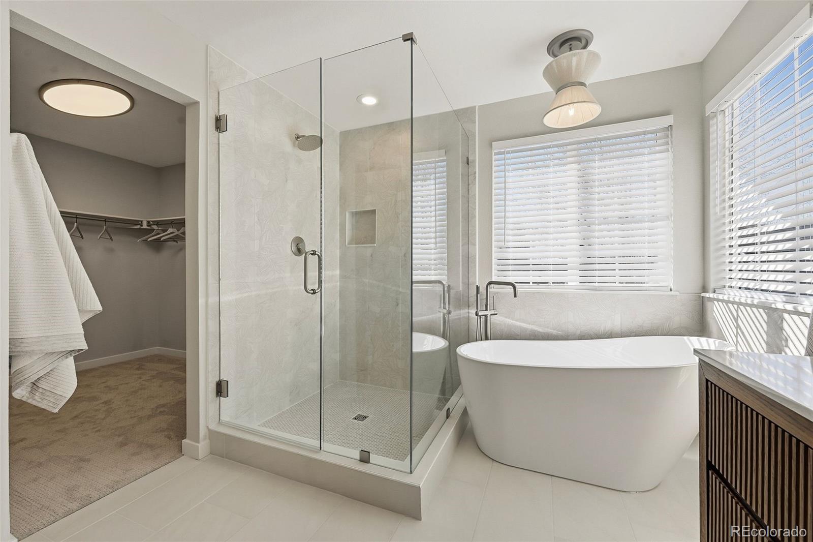 5968 E Monument Drive