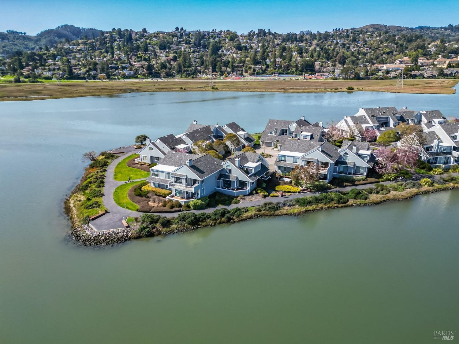 6052 Shelter Bay Ave