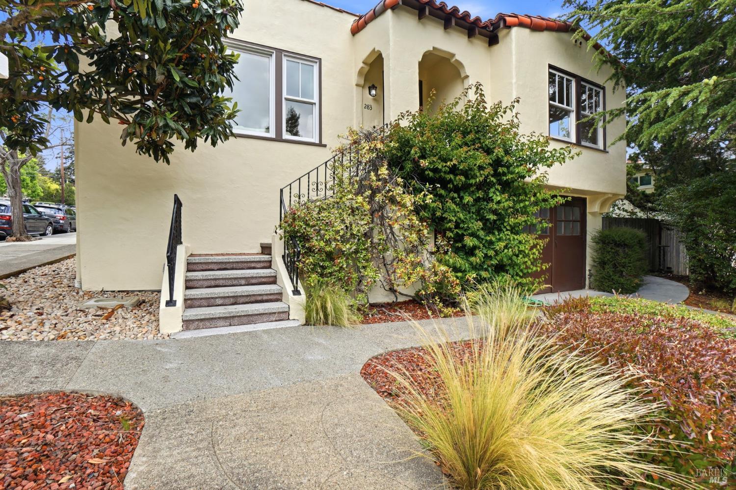 283 E. Blithedale Avenue