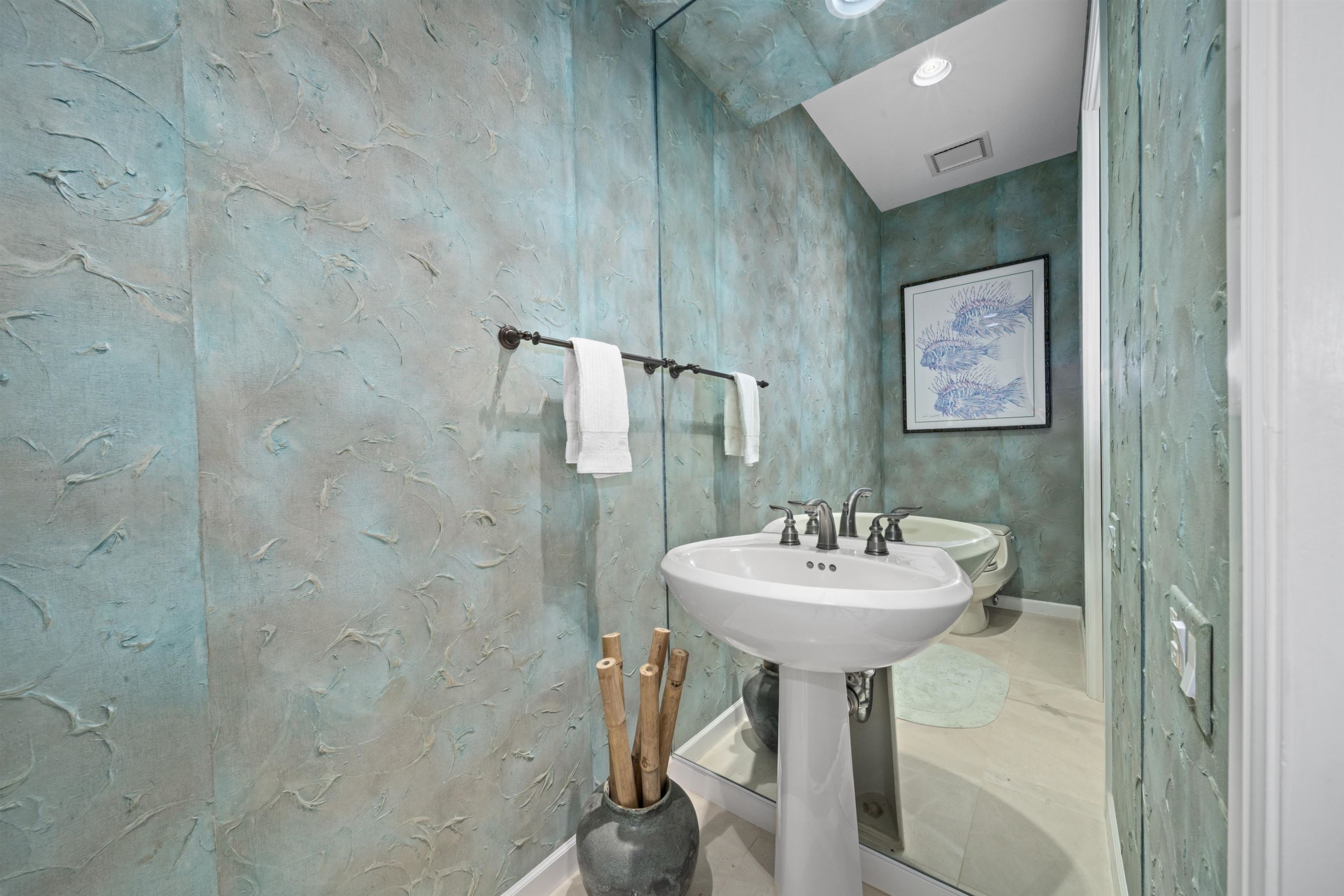 206 Heleuma Pl