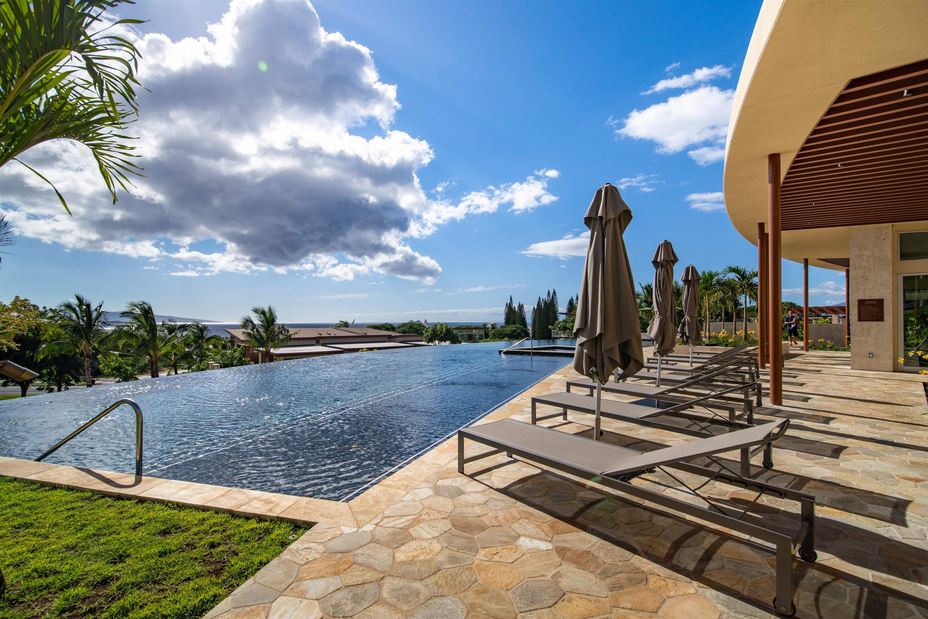 137 Holomoana Way Unit: 4A