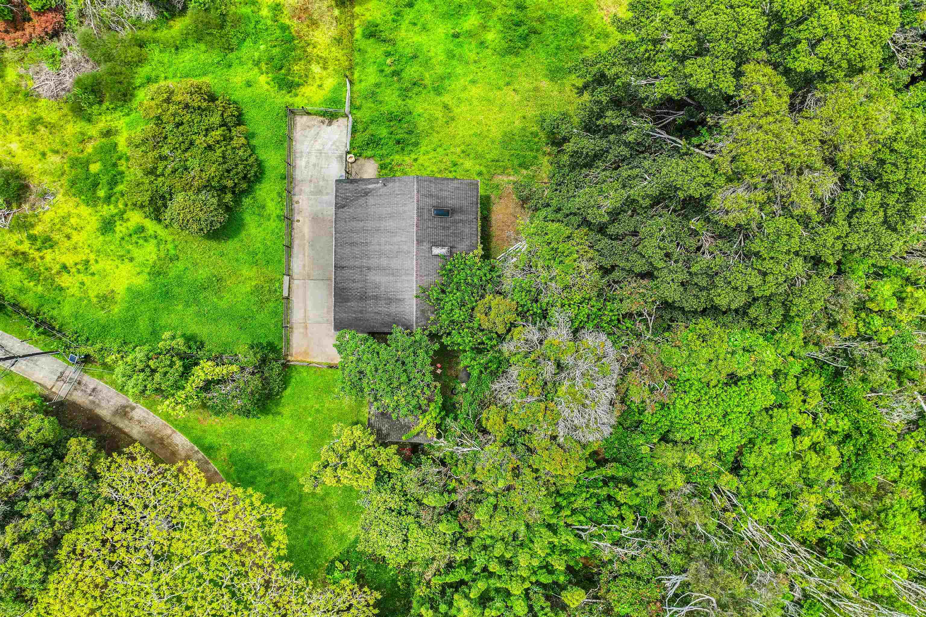 311 Awalau Rd